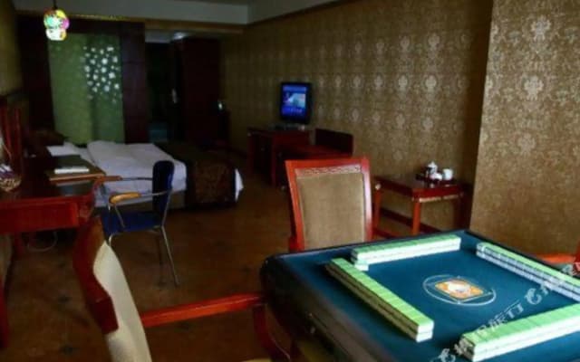 Jinheng Hotel (Shiqiaopu Subway Station)