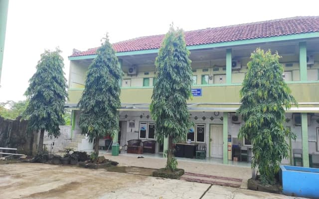 OYO 90333 Wisma Tenang Jaya Syariah
