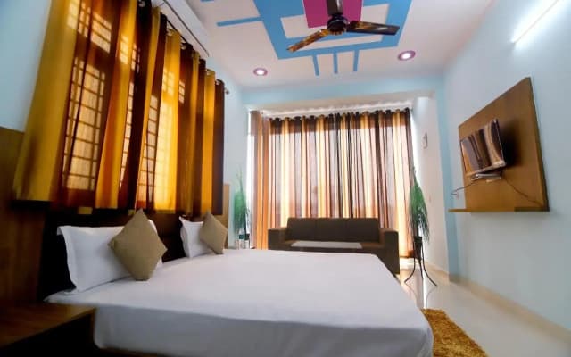 Hotel Comfort Inn Homestay