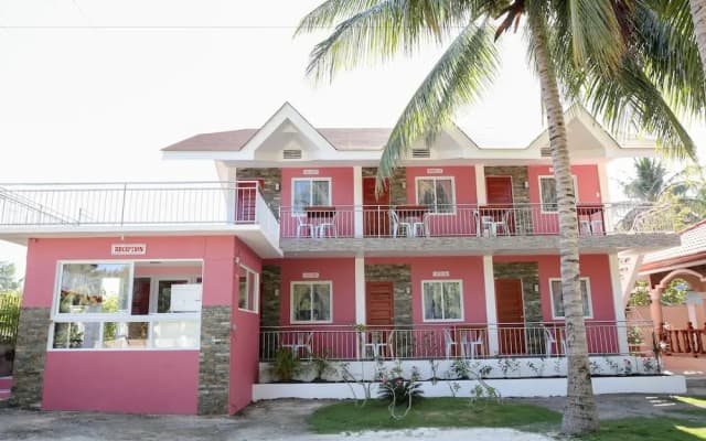 Luzmin BH - Pink House