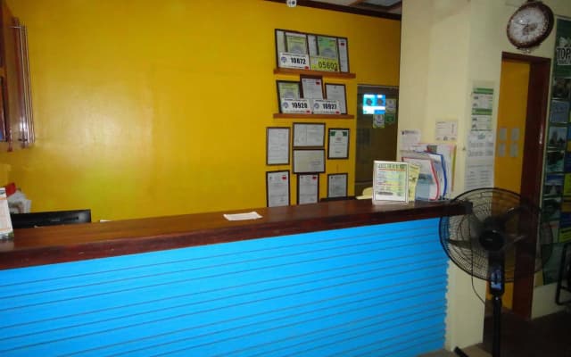 Blue Lagoon Inn & Suites