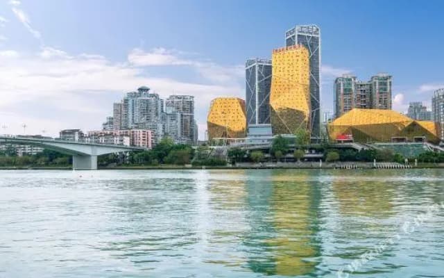 Vienna International Hotel (Liuzhou Wuxing Pedestrian Street)