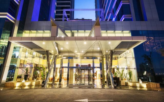 Отель Marriott Production City, Dubai