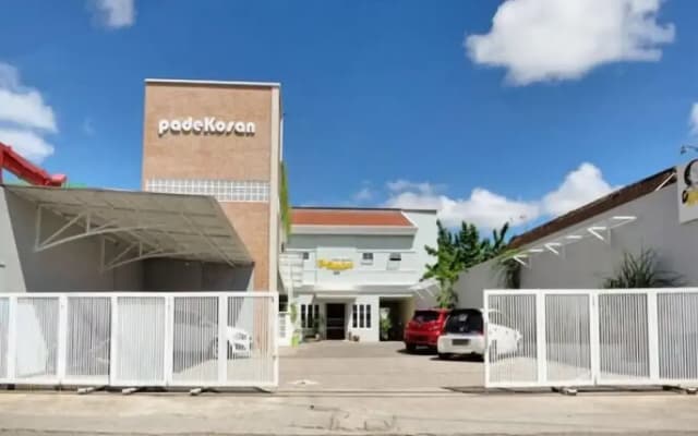 Padekostay