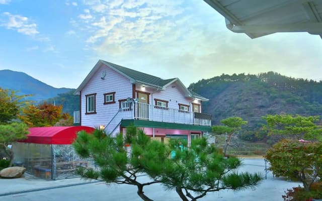 Gongju Magoksa Healing Pension