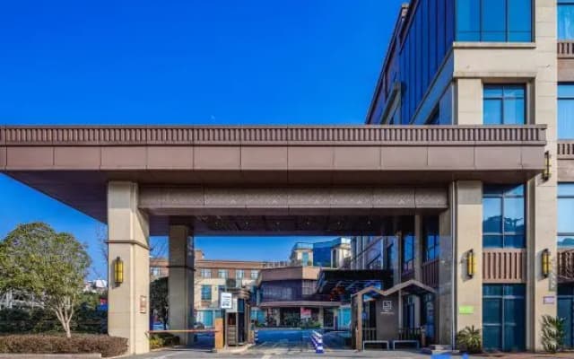 Baixing Rezen Hotel