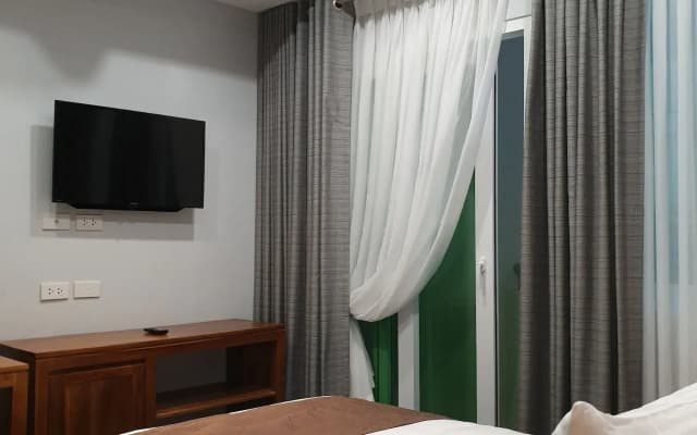 Leez Inn Makati
