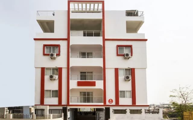 Capital O 44354 Jubilee Banjara Suites