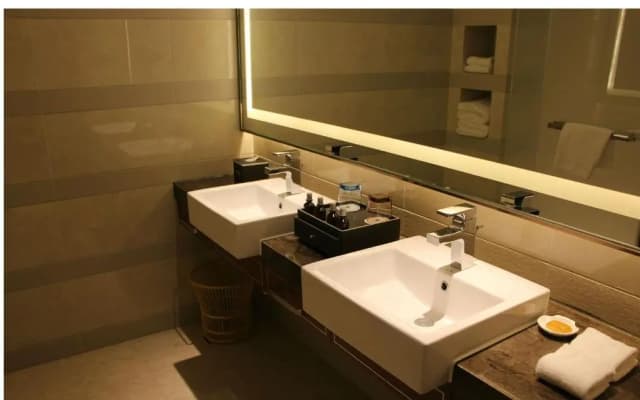 Yancheng Jinying Shangmei Hotel