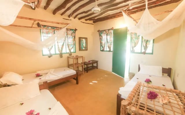 Demani Lodge