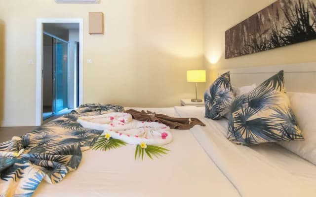 Be Cosy Apart Hotel with LOV