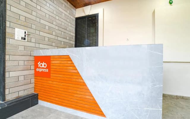 FabHotel Adiyogi Aura