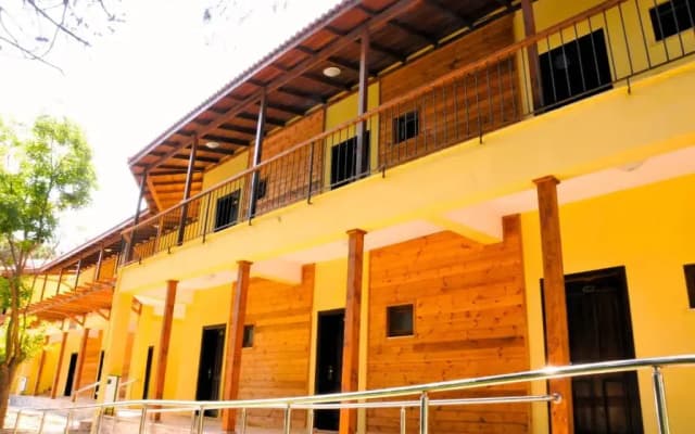 Dardanos Yerleskesi & Resort
