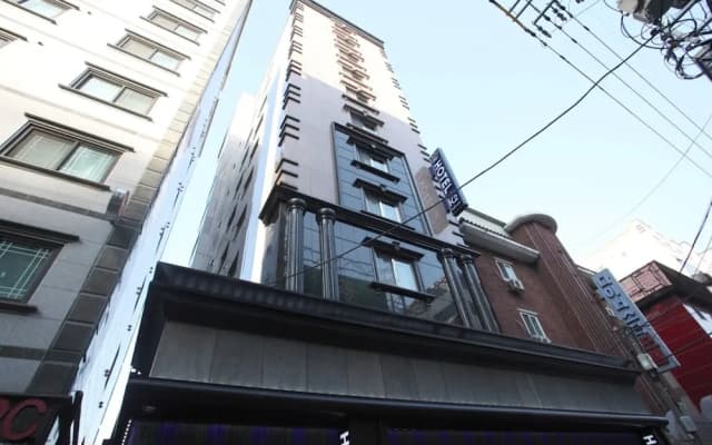 Hassen Sillim K2 Hotel