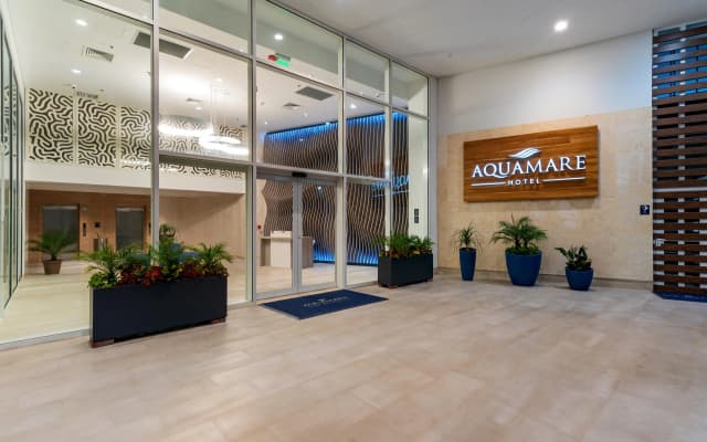 Aquamare Hotel