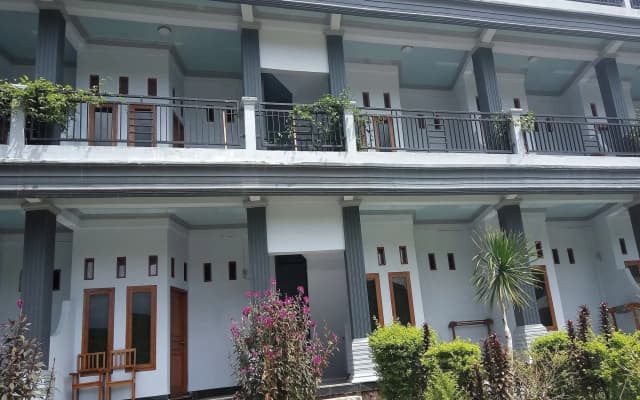 Kasuwari Hotel