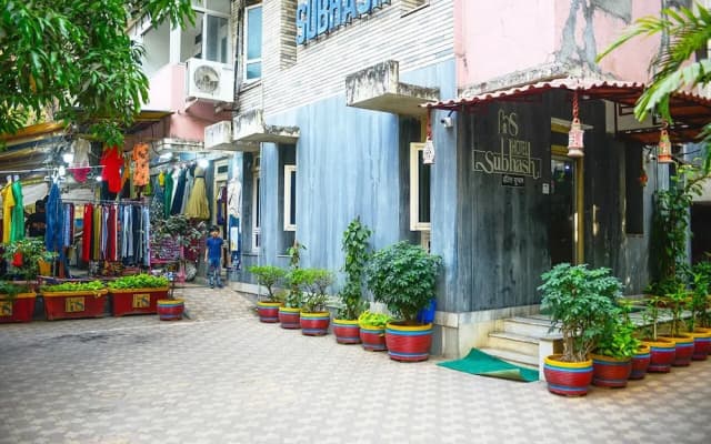 Hotel Subhash