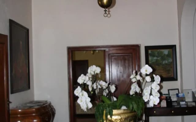 Greenways Hotel