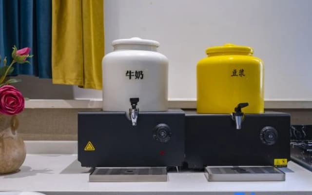 Xinmeiyue Hotel (Urumqi Jingxinyuan Political and Legal Training Center Branch)