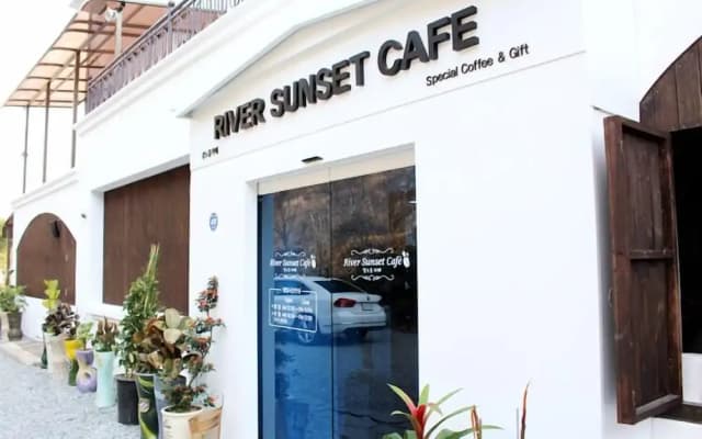 Andong River Sunset Pension