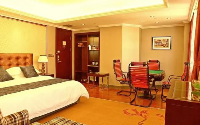 Yijia Mingren Hotel
