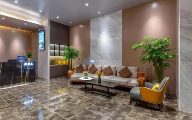 Gya Hotel Kunming Zijin Center Xiaodongcun Metro Station
