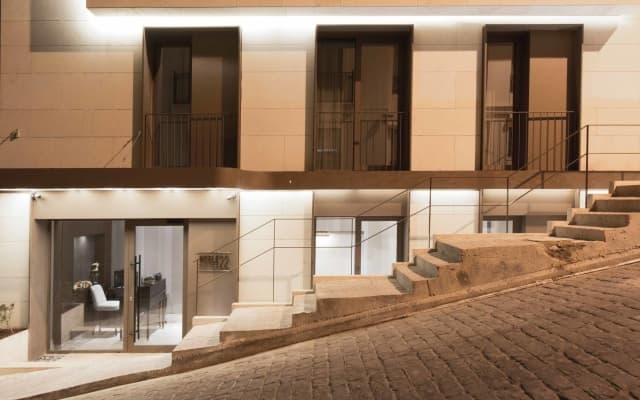 Noble22 Suites