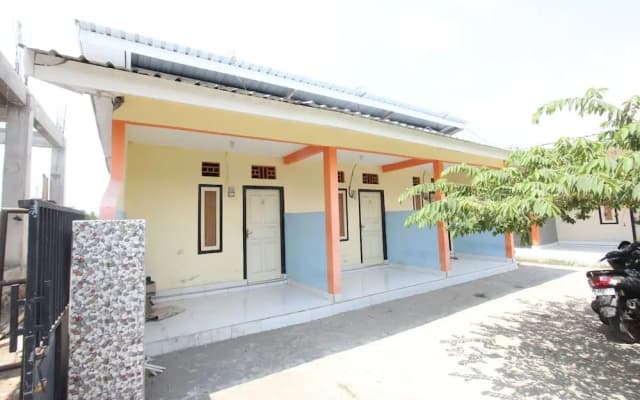 OYO Life 93260 Bale Kosan