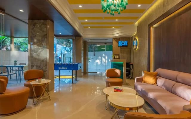 The Hosteller Mumbai, International Airport