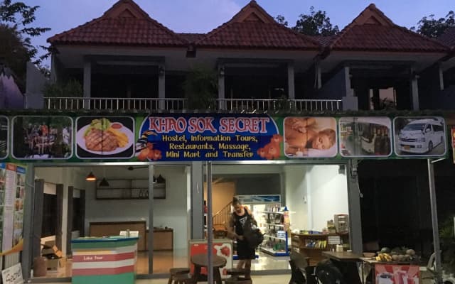 Khao Sok Secret - Hostel