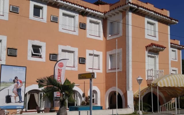 Hotel Dos Mares