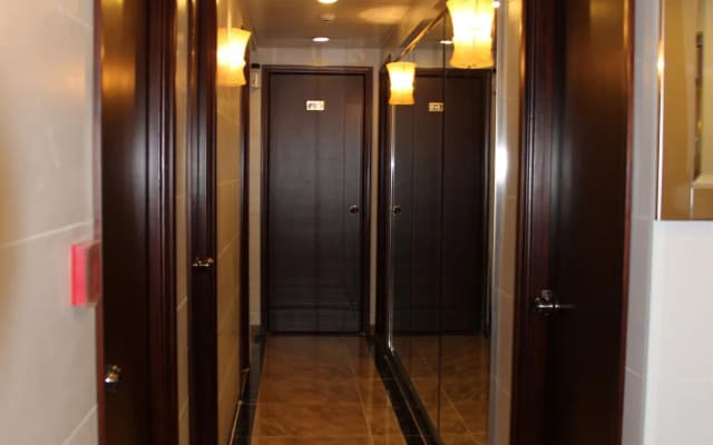 Comfort Guest House - Hostel