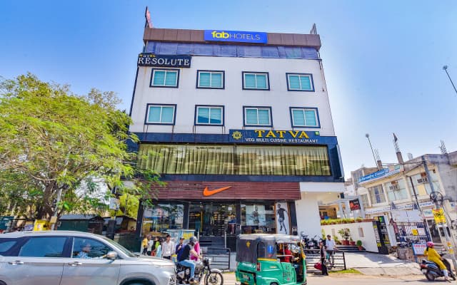 FabHotel Resolute Gopalpura