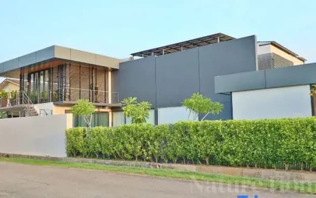 The Summer Villa by Nature Home