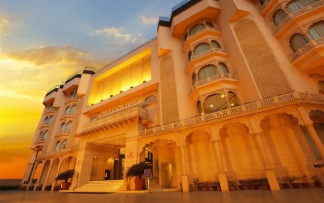 Hotel Golden City