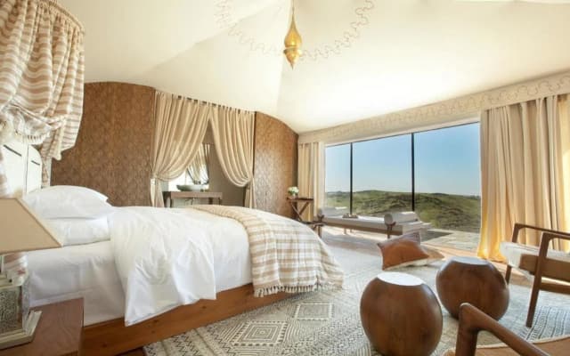 The White Camel Lodge & Tents