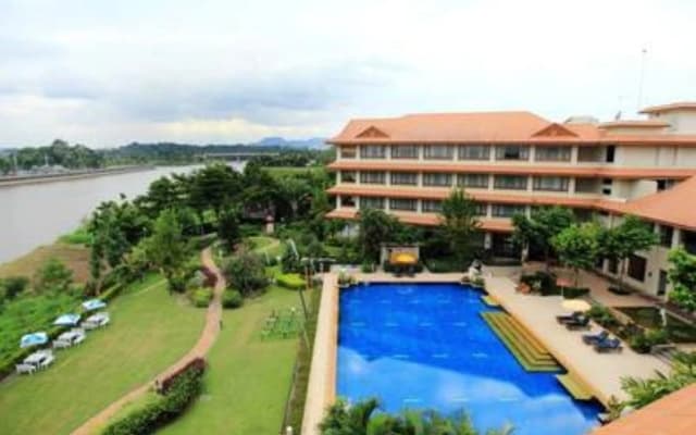 The Imperial River House Resort