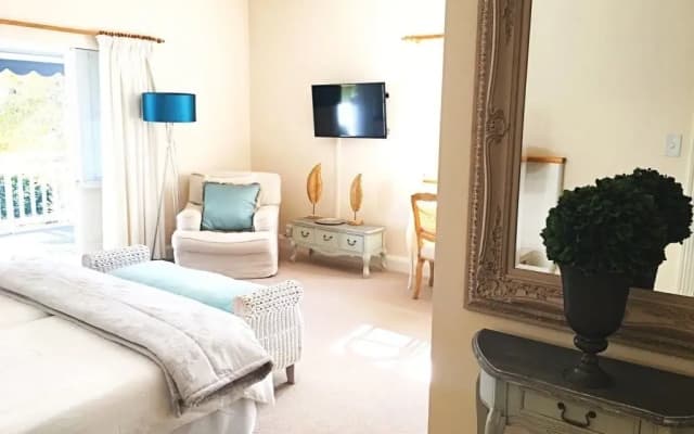 No. 10 Caledon Street Guest House