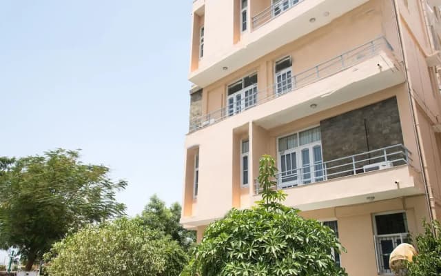 OYO 14357 Dev Villa