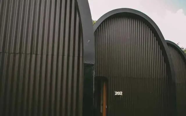 The House Tour Uphill