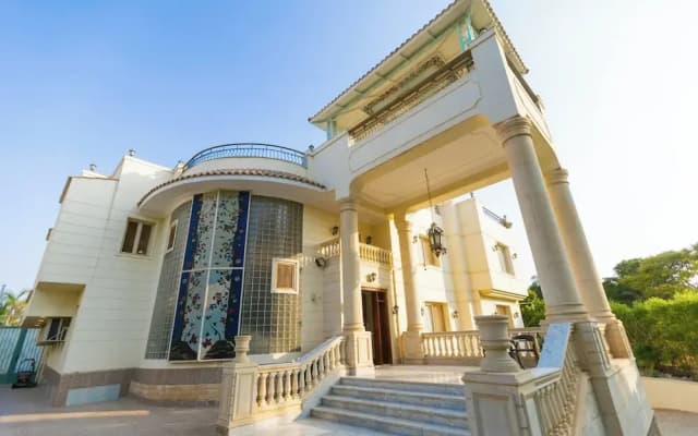 ALSAWAH Elite 5BR Retreat with Private Pool in Green Heights