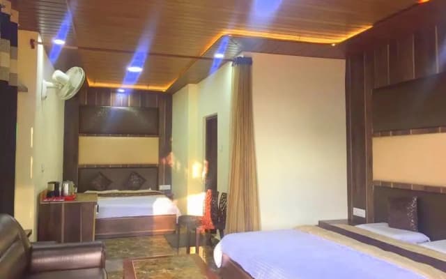 Hotel Himdhara