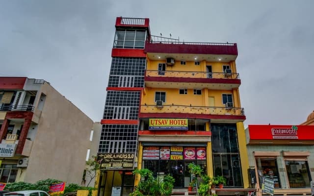 Collection O 18320 Hotel Utsav
