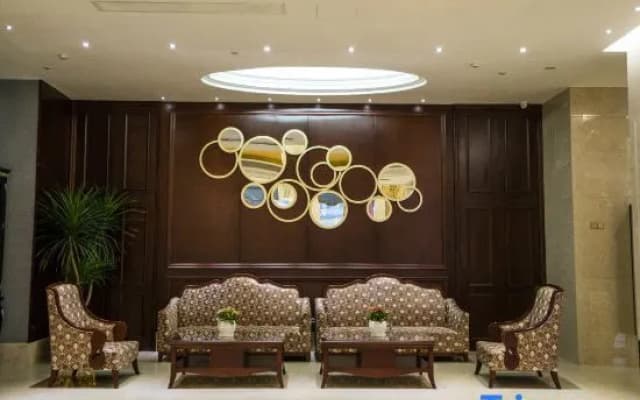 Zhongyi Holiday Hotel