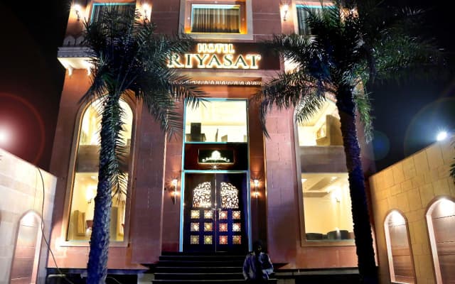 Hotel Riyasat