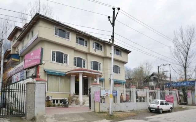 OYO 4642 Hotel Nishat View