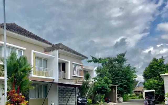 Gerbera Springhill 4BR Villa Springhill Garden Malang