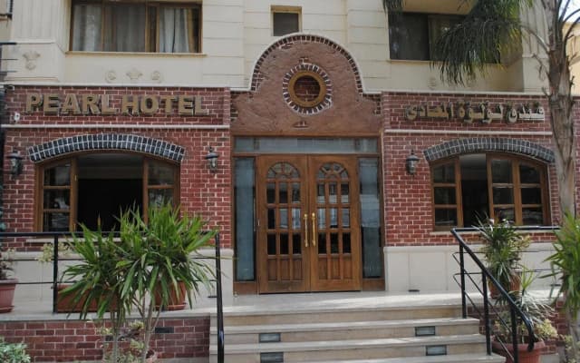 Pearl Hotel