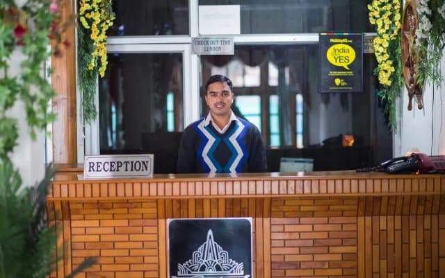 Hotel Satkar Residency