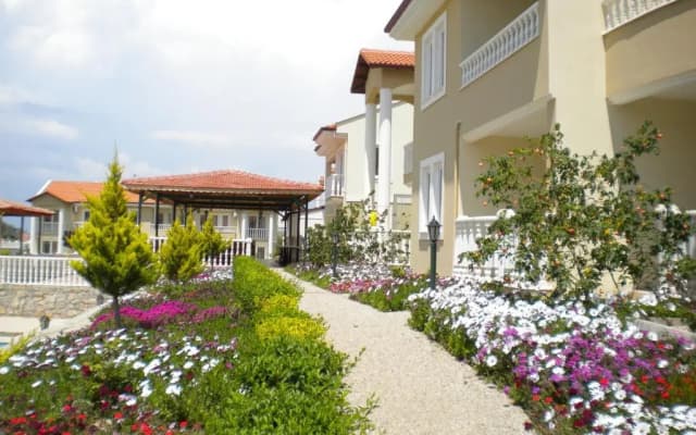 Larimar Suite Hotel